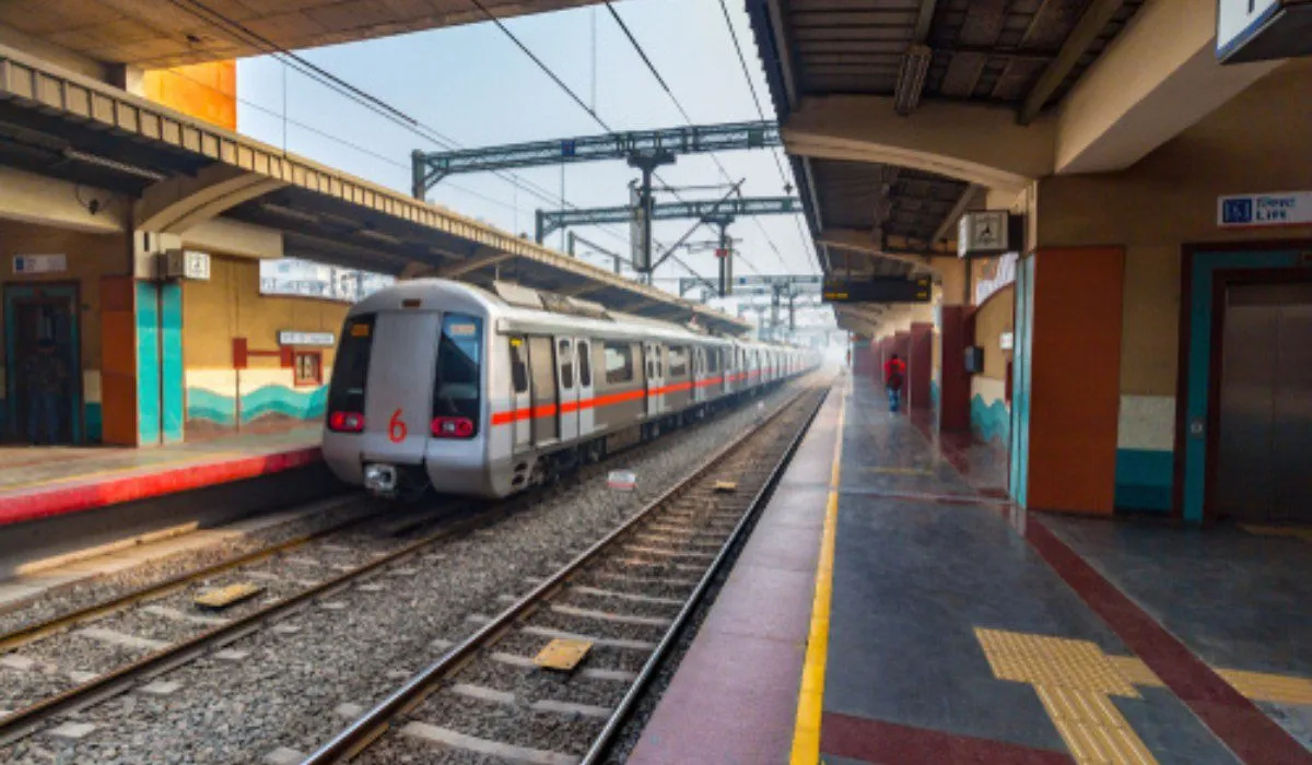 गाजियाबाद में बनेंगे 4 नए मेट्रो कॉरिडोर, DMRC की योजना में गोकुलपुरी से हिंडन एयरपोर्ट तक सीधी कनेक्टिविटी